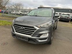 Grau Gebraucht 2018 Hyundai Tucson Style SUV | 13.999 € (Fairer Preis)