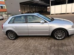 Silber Gebraucht 2001 Audi A3 Limousine | 1.900 € (Fairer Preis)