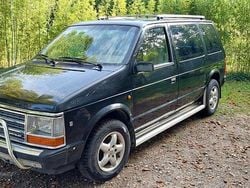 Gebraucht 1990 Chrysler Voyager Van / Kleinbus | 3.000 €