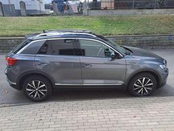 Grau Gebraucht 2018 VW T-Roc Style SUV | 21.900 € (Fairer Preis)