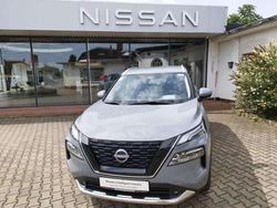Grau Gebraucht 2024 Nissan X-Trail Tekna SUV | 34.990 € (Fairer Preis)
