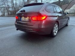 Braun Gebraucht 2013 BMW 320 Sport Line Kombi | 6.900 € (Guter Preis)
