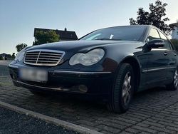 Schwarz Gebraucht 2001 Mercedes C200 Limousine | 2.400 €