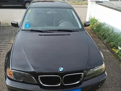 Schwarz Gebraucht 2002 BMW 318 Kombi | 2.000 € (Fairer Preis)