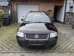 Schwarz Gebraucht 2002 VW Passat Kombi | 295 € (Superpreis)