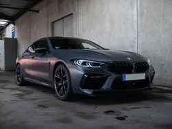 Grau Gebraucht 2022 BMW M8 Competition Edition Coupé | 116.900 €