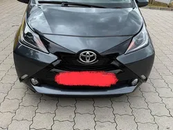 Grau Gebraucht 2017 Toyota Aygo X-cite Kleinwagen | 7.600 € (Superpreis)