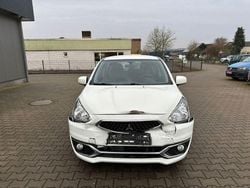 Weiss Gebraucht 2018 Mitsubishi Space Star Limousine | 2.390 €