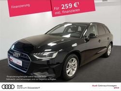 Brillantschwarz Gebraucht 2022 Audi A4 Business Kombi | 21.900 € (Guter Preis)