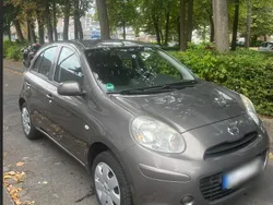 Braun Gebraucht 2013 Nissan Micra Kleinwagen | 3.000 € (Guter Preis)