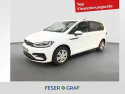 Pure white Gebraucht 2025 VW Touran Highline Van / Kleinbus | 41.880 € (Teuer)