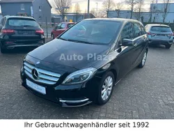 Schwarz Gebraucht 2014 Mercedes B180 Style Van / Kleinbus | 10.250 € (Guter Preis)