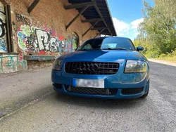 Blau Gebraucht 2000 Audi TT Kleinwagen | 7.000 € (Teuer)