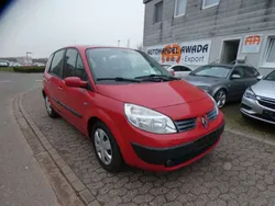 Rot Gebraucht 2006 Renault Scénic II Avantage Van / Kleinbus | 799 € (Superpreis)