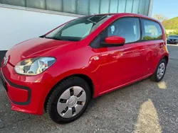 Rot Gebraucht 2014 VW up! move up! Kleinwagen | 5.300 € (Guter Preis)