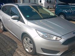Gebraucht 2015 Ford Focus Kombi | 4.200 € (Guter Preis)