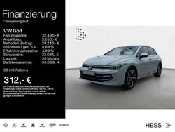 Pure white Gebraucht 2024 VW Golf VIII Style Limousine | 32.495 € (Etwas zu teuer)