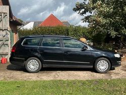 Schwarz Gebraucht 2007 VW Passat Limousine | 1.200 €