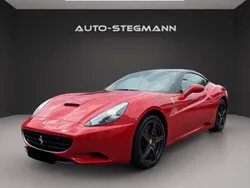 Rot Gebraucht 2010 Ferrari California Cabrio | 129.900 €
