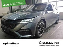 Graphitegrau metallic Gebraucht 2022 Skoda Octavia RS Kombi | 28.660 € (Fairer Preis)