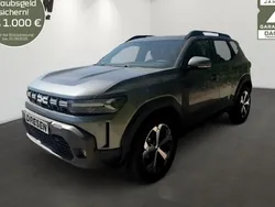Grau Neu 2025 Dacia Duster Journey SUV | 30.304 € (Fairer Preis)