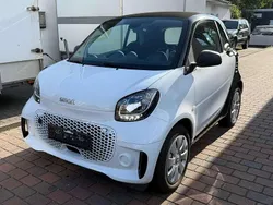 Weiß Gebraucht 2020 Smart ForTwo Electric Drive Coupé | 6.800 € (Guter Preis)