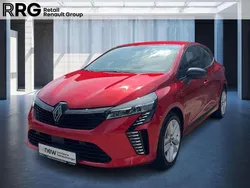 Rot Gebraucht 2024 Renault Clio V Evolution Limousine | 16.490 € (Fairer Preis)