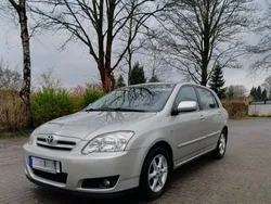 Silber Gebraucht 2006 Toyota Corolla Limousine | 4.500 € (Etwas zu teuer)