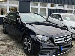 Schwarz Gebraucht 2019 Mercedes E220 AMG line Kombi | 27.900 € (Fairer Preis)