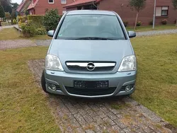 Silber Gebraucht 2006 Opel Meriva Van / Kleinbus | 3.200 € (Fairer Preis)