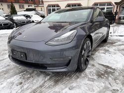 Grau Gebraucht 2022 Tesla Model 3 Performance Limousine | 29.750 € (Fairer Preis)