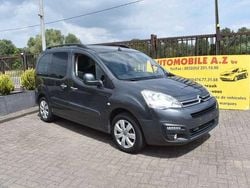 Grau Gebraucht 2018 Citroën Berlingo XTR Van / Kleinbus | 7.499 € (Teuer)