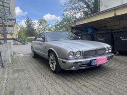 Silber Gebraucht 2000 Jaguar XJR Limousine | 10.450 € (Superpreis)