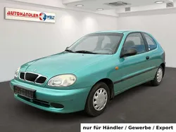 Grün Gebraucht 1999 Chevrolet Lanos Cool Limousine | 499 €