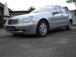 477 Gebraucht 2001 Mercedes C220 Elegance Limousine | 4.999 € (Teuer)