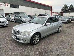 Silber Gebraucht 2009 Mercedes C220 Limousine | 3.699 € (Guter Preis)