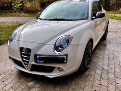 Weiß Gebraucht 2015 Alfa Romeo MiTo Kleinwagen | 6.100 € (Fairer Preis)