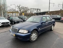 Blau Gebraucht 1997 Mercedes C200 Elegance Limousine | 3.500 €
