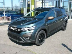 Zederngrün Neu 2025 Dacia Jogger Extreme Limousine | 23.821 € (Fairer Preis)