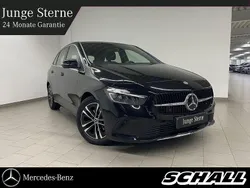 Schwarz Gebraucht 2024 Mercedes B200 Progressive Van / Kleinbus | 29.889 € (Superpreis)