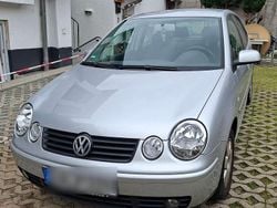 Silber Gebraucht 2003 VW Polo Kleinwagen | 4.000 € (Teuer)