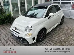 Weiß (weiß) Gebraucht 2021 Abarth 595C Cabrio | 20.450 € (Fairer Preis)