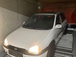 Weiß Gebraucht 1997 Opel Corsa Swing Limousine | 1.500 € (Fairer Preis)