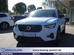 Blau Gebraucht 2023 Volvo XC40 Plus SUV | 42.990 € (Teuer)