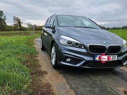 Grau Gebraucht 2018 BMW 220 Gran Tourer Van / Kleinbus | 24.440 € (Fairer Preis)