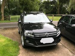 Schwarz Gebraucht 2014 VW Tiguan Sportline SUV | 10.500 € (Guter Preis)