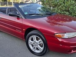 Rot Gebraucht 1997 Chrysler Stratus Cabrio | 2.990 €