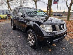 Schwarz Gebraucht 2009 Nissan Pathfinder XE SUV | 5.999 € (Guter Preis)