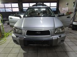 Silber Gebraucht 2005 Subaru Forester Comfort SUV | 4.390 € (Fairer Preis)