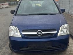 Blau Gebraucht 2005 Opel Meriva Van / Kleinbus | 800 € (Superpreis)